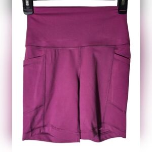 Yogalicious Lux Tribeca 7" Short Boysenberry Women's Size Small NWOT 1 of 2 set